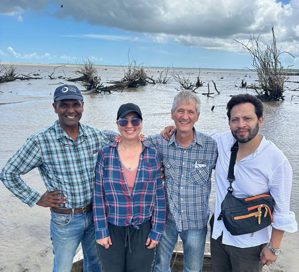 Professor Naipal and the Amazon Basin Project team - Sara Gómez, Luiz Amore and Fernando Cisneiros