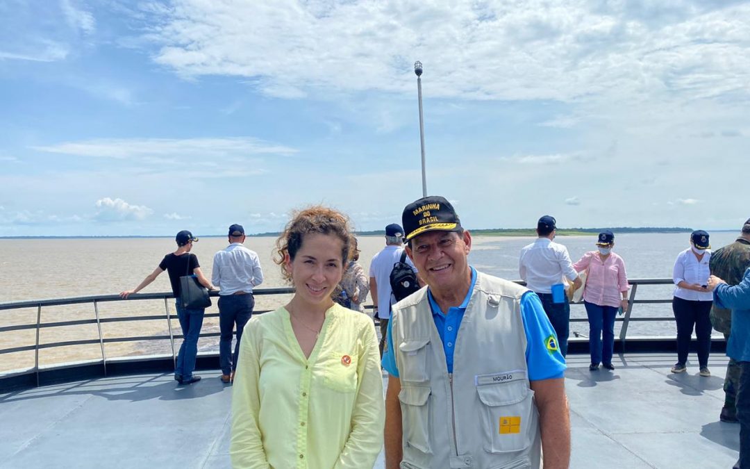 Alexandra Moreira y delegación de diplomáticos están visitando la región amazónica brasilera organizado por el Vicepresidente del Brasil