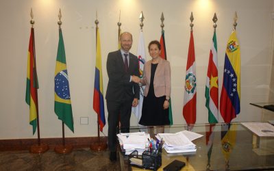 Alexandra Moreira meets with the Finnish ambassador in Brazil.
