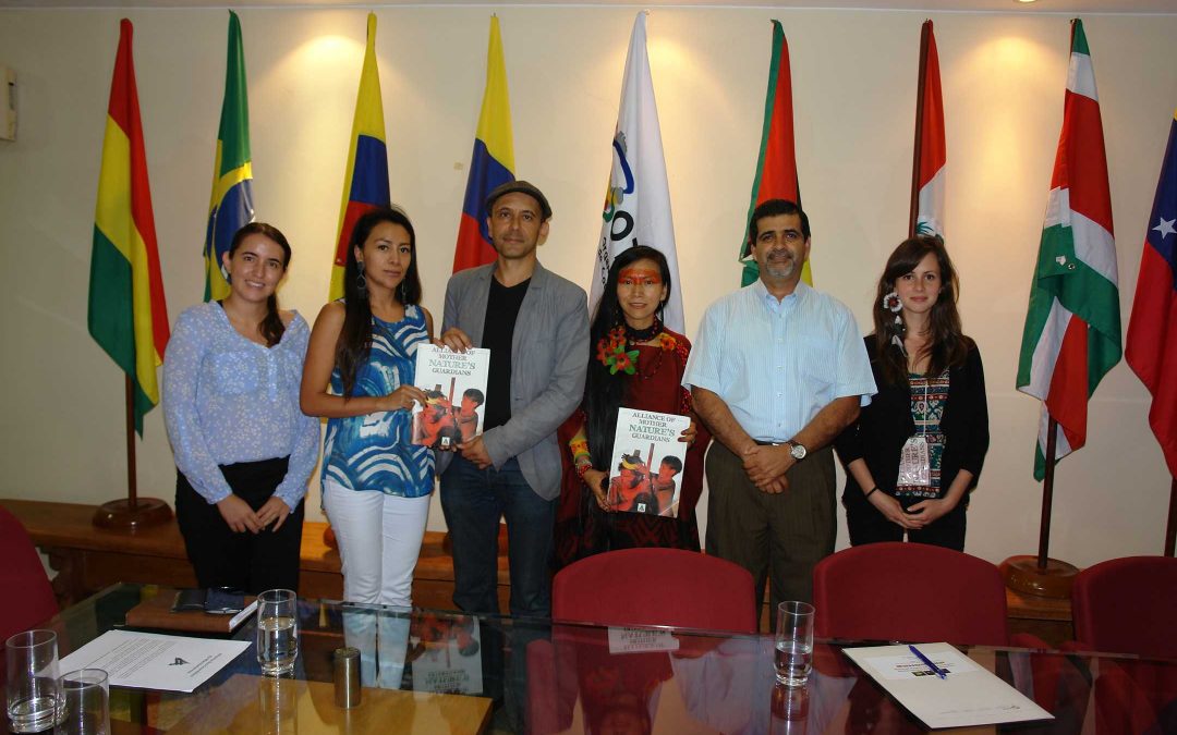 Representantes da Aliança dos Guardiões da Mãe Natureza visitam a Secretaria Permanente