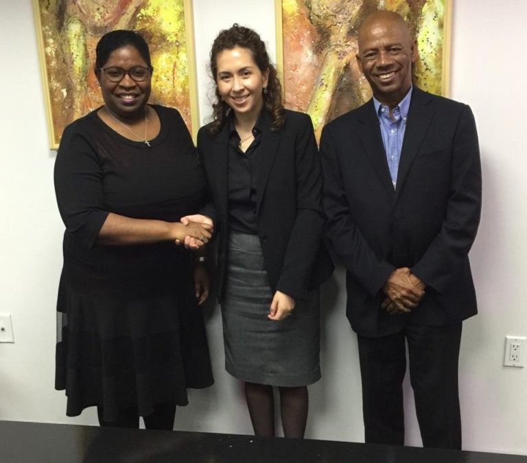 Alexandra Moreira se reúne con ministra de Relaciones Exteriores y asesor para el Medio Ambiente de Surinam